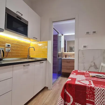 Giudei House Smart 2 아파트 *